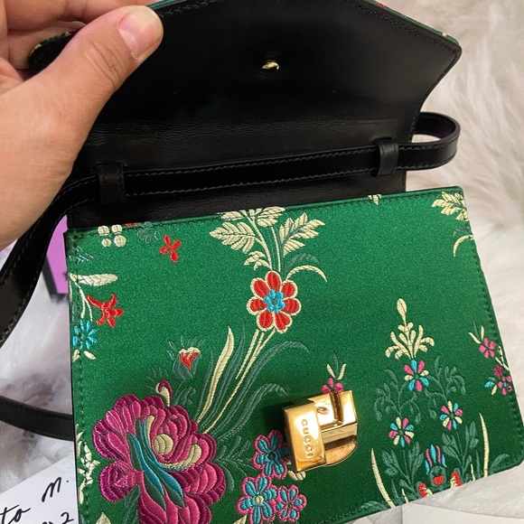 Authentic Gucci Mini salvi - Picture 9 of 14